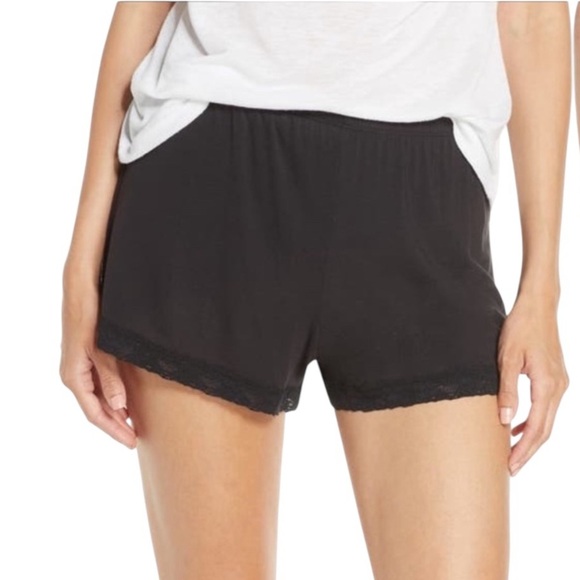Tommy John Second Skin Lounge PJ Shorts with Pockets and Lace Trim Black Size L - Picture 1 of 10